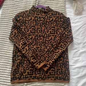 Tahari Cheeta print sweater